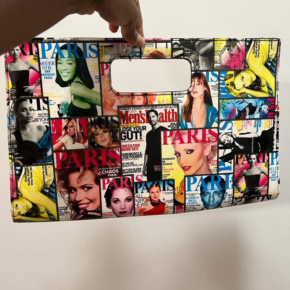 Magazine Clutch